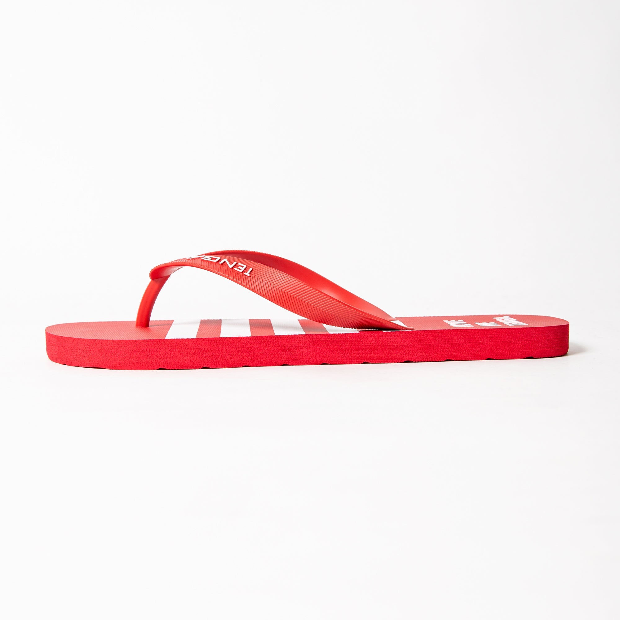 Tenga Beach Sandal tongs de plage noires logo