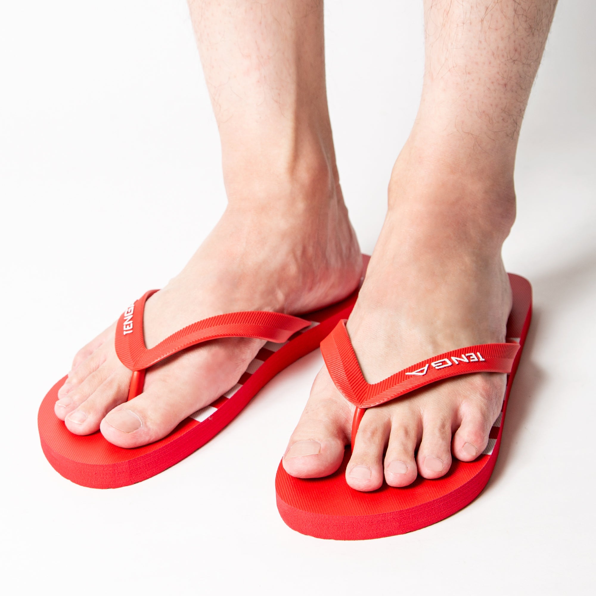 Tenga Beach Sandal tongs de plage noires logo