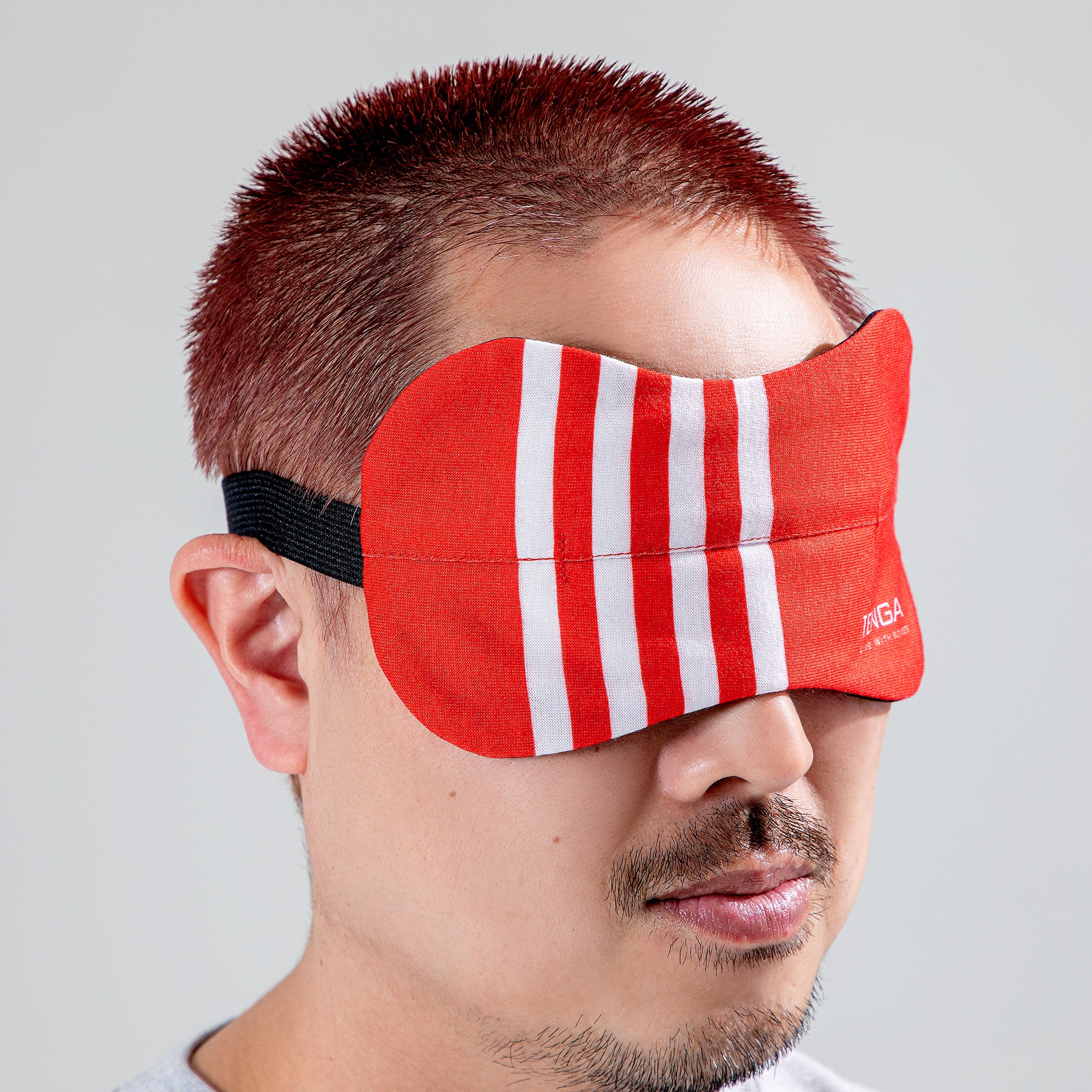 Tenga masque de nuit à pochettes