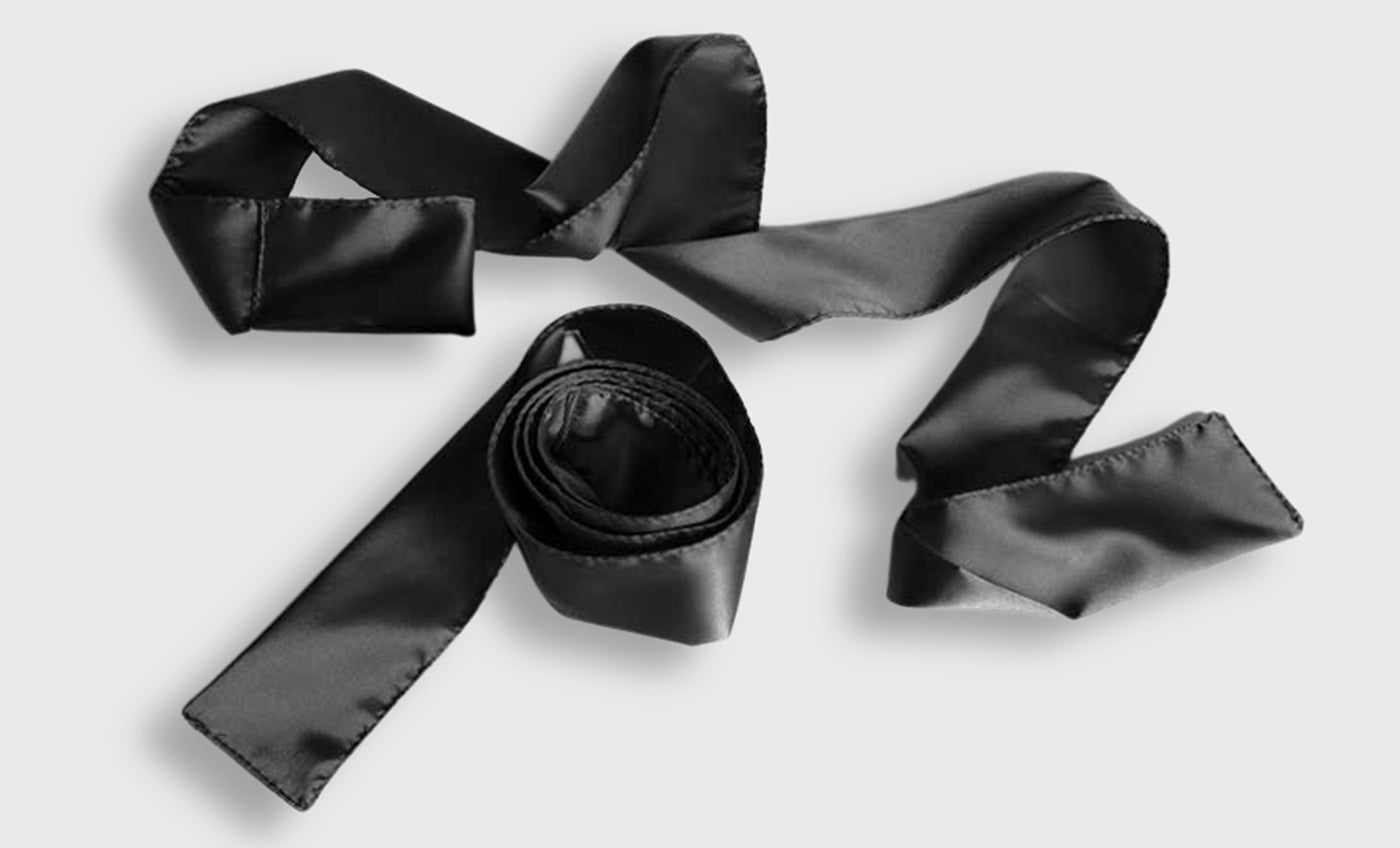 Liberator Silky Tie-Ups liens satin noir