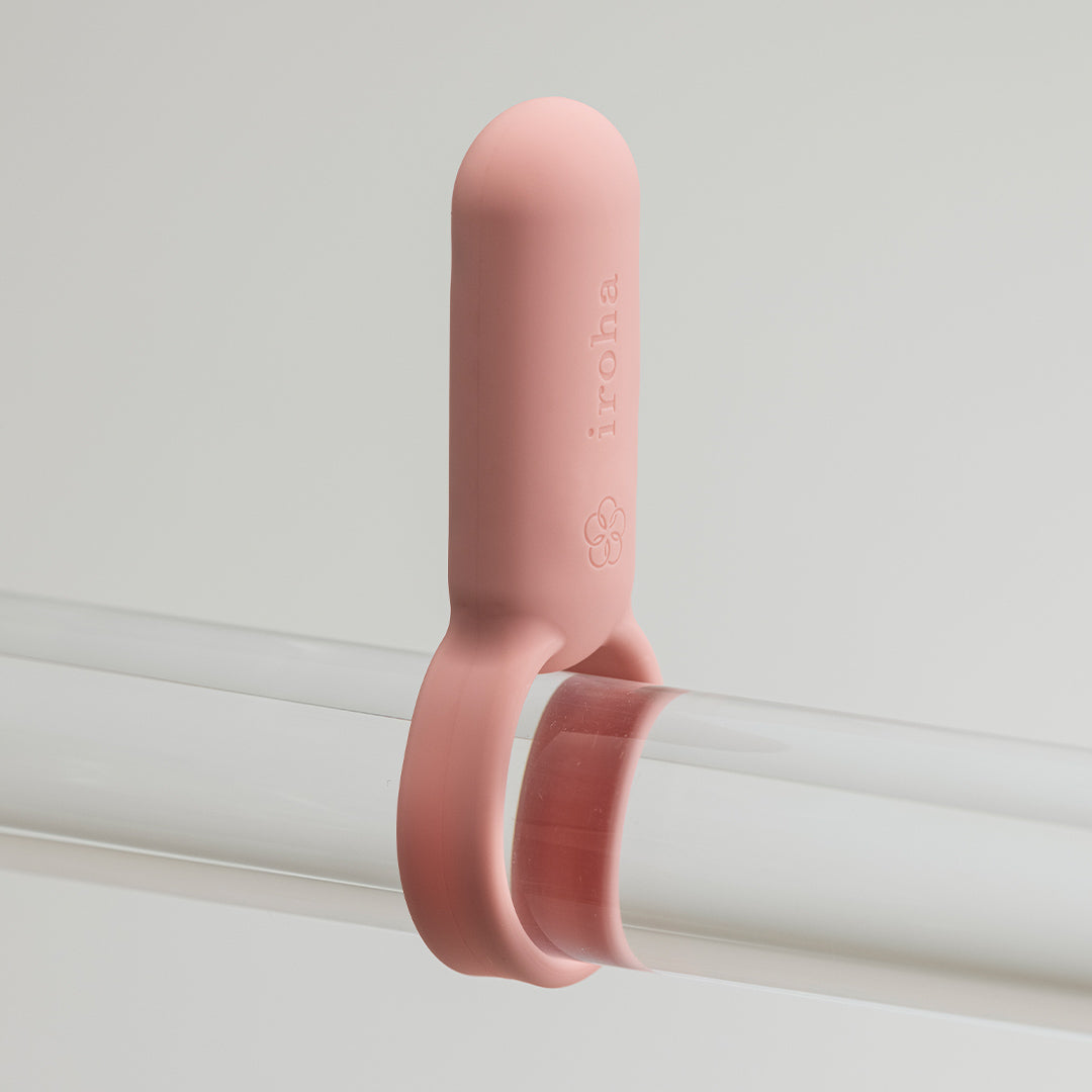iroha SVR Very Peri anneau vibrant couple