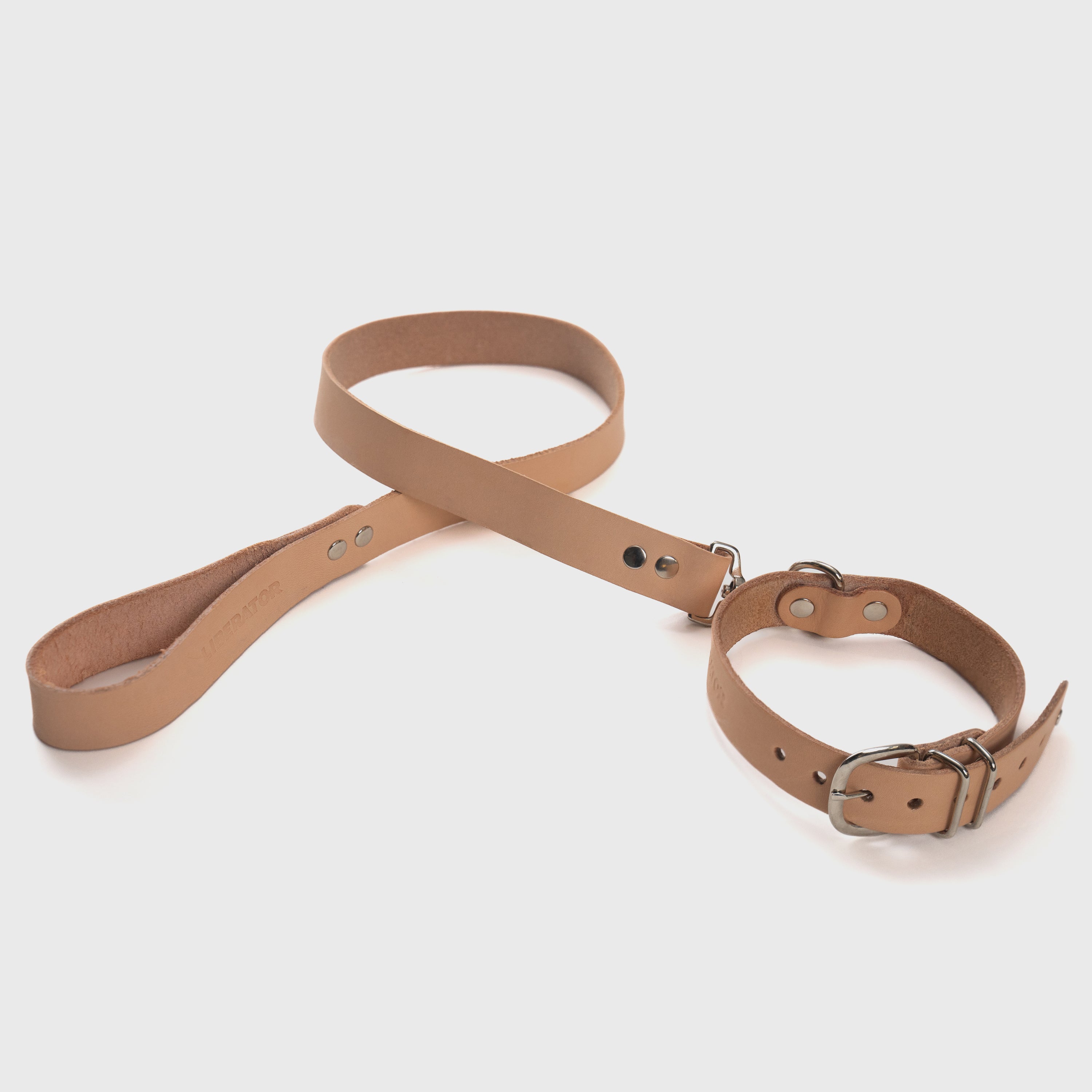 Liberator Maestro Leash laisse bondage cuir 73 cm