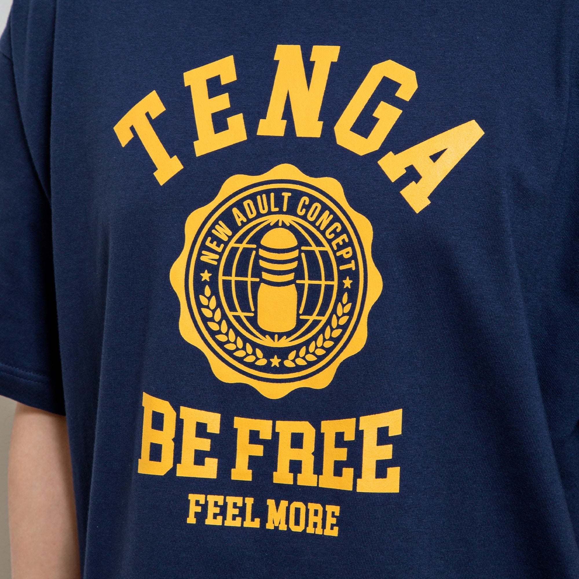 TENGA College T-shirt bleu marine coton taille M